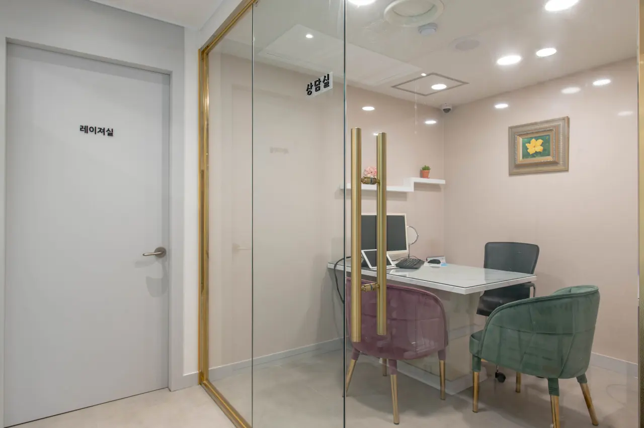 Interior of Beauty Story Clinic, gangnam dermatology 3